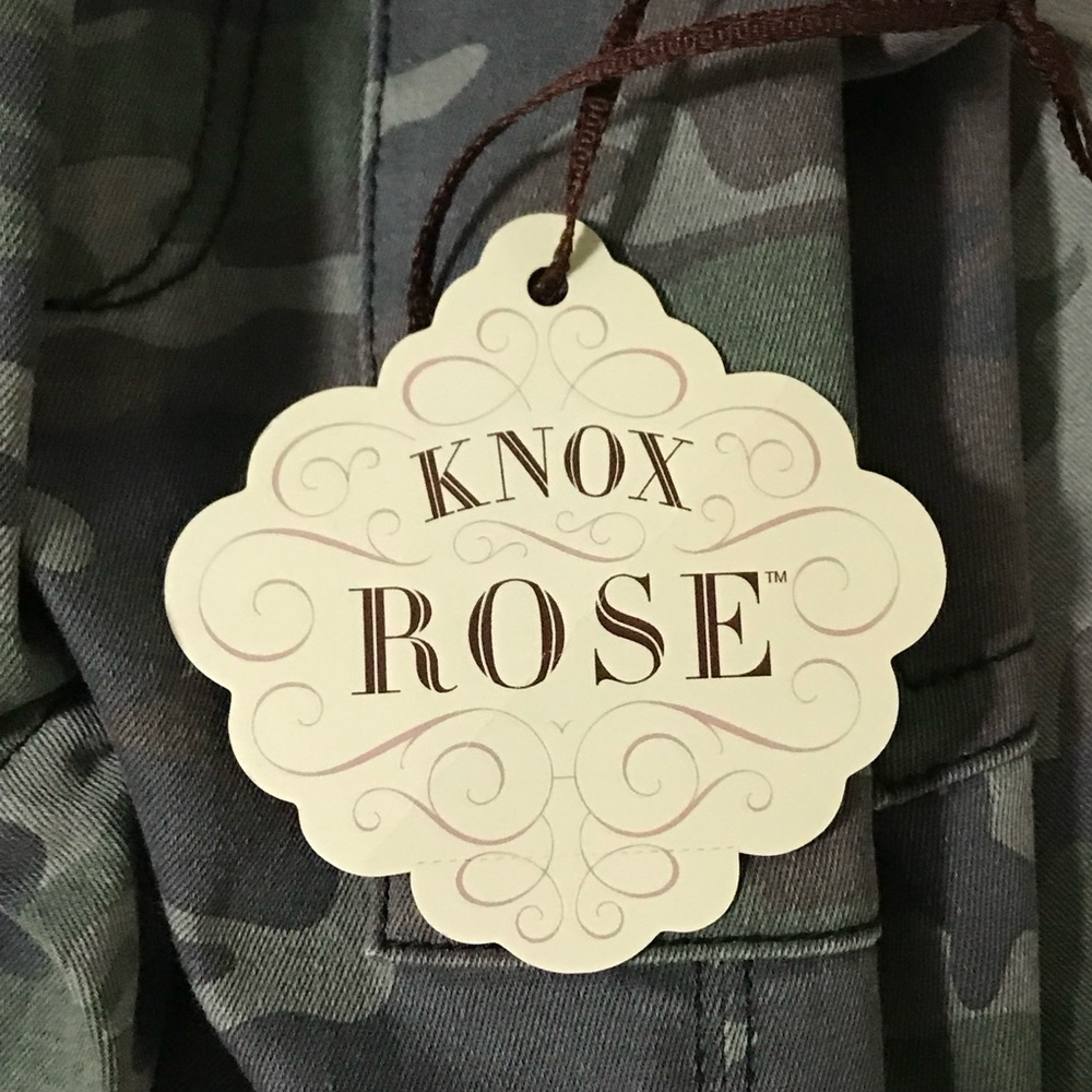 BNWT Knox Rose Camouflage Cargo Pants - Picture 11 of 12